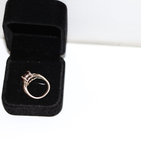 Vintage Sterling Ruby Glass solitaire ring - Picture 3 of 3